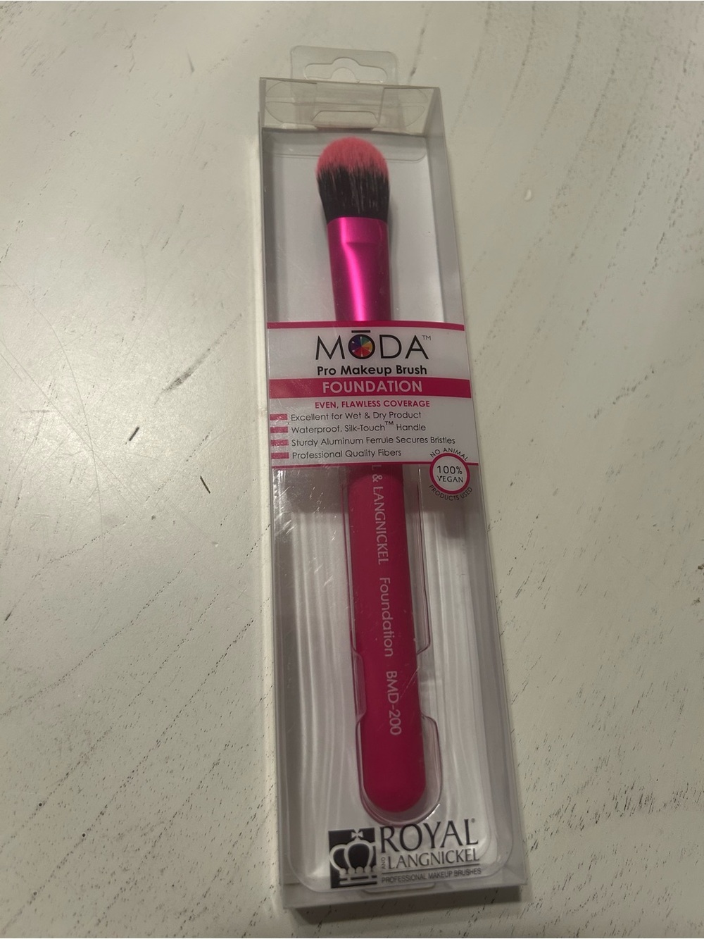 Brand New Moda Foundation Brush